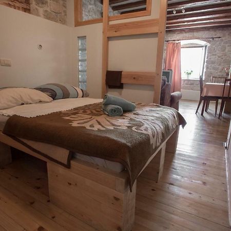 Apartment Riva Šibenik Buitenkant foto