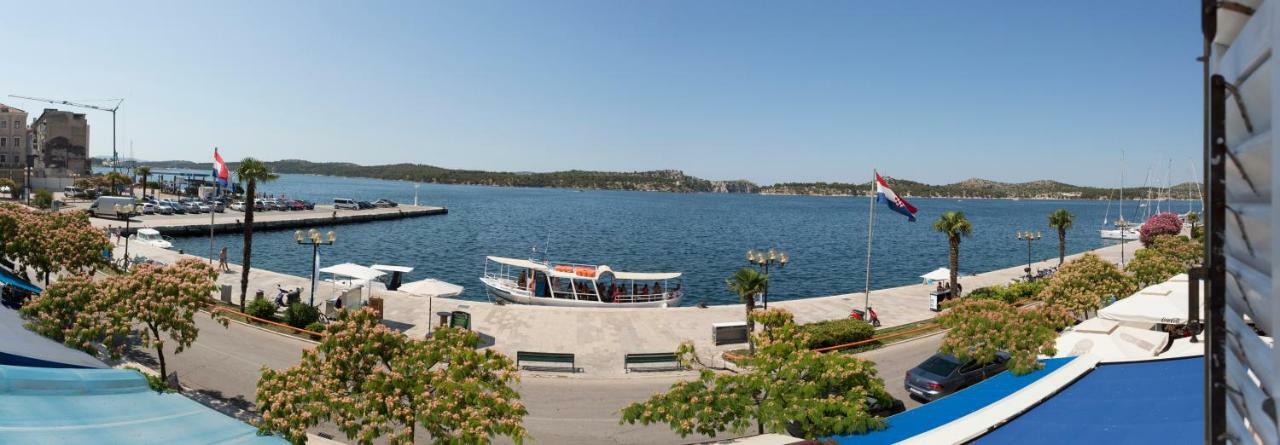 Apartment Riva Šibenik Buitenkant foto